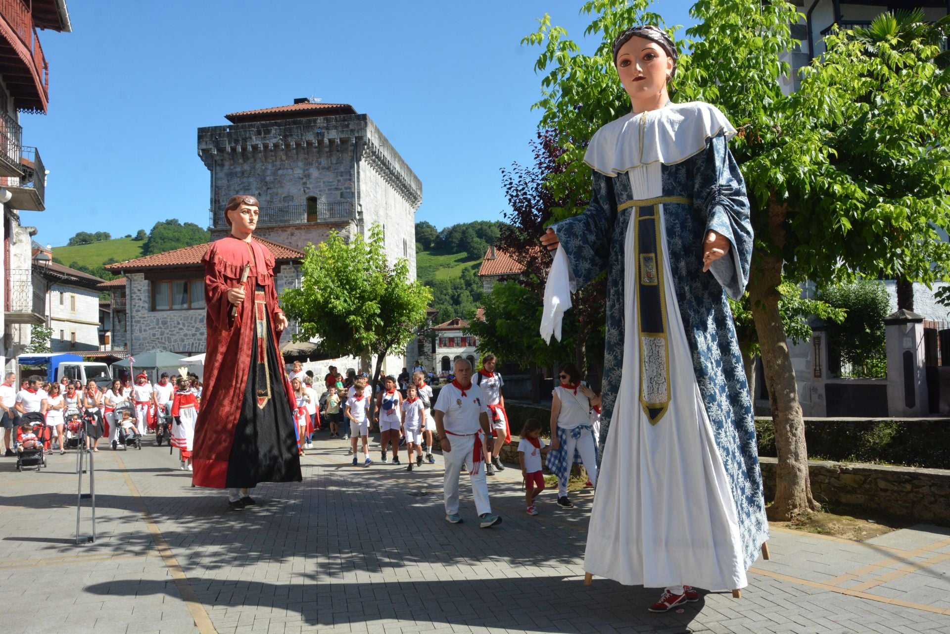 Lesaka, a ritmo de tambor
