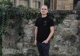 Julen Apella, iazko deialdiko irabazlea.