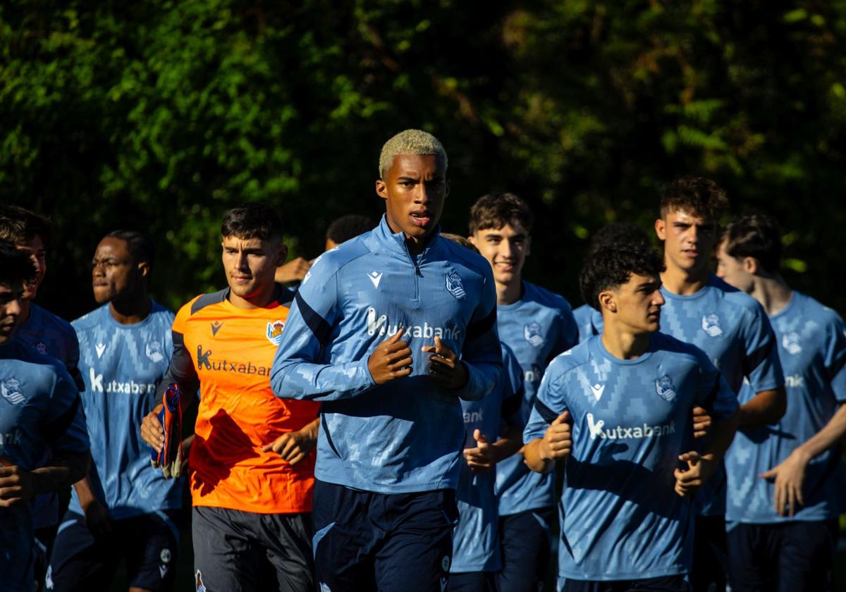 Zac Shuaib encabeza el grupo en el primer entrenamiento del 'C', tercer equipo de la Real