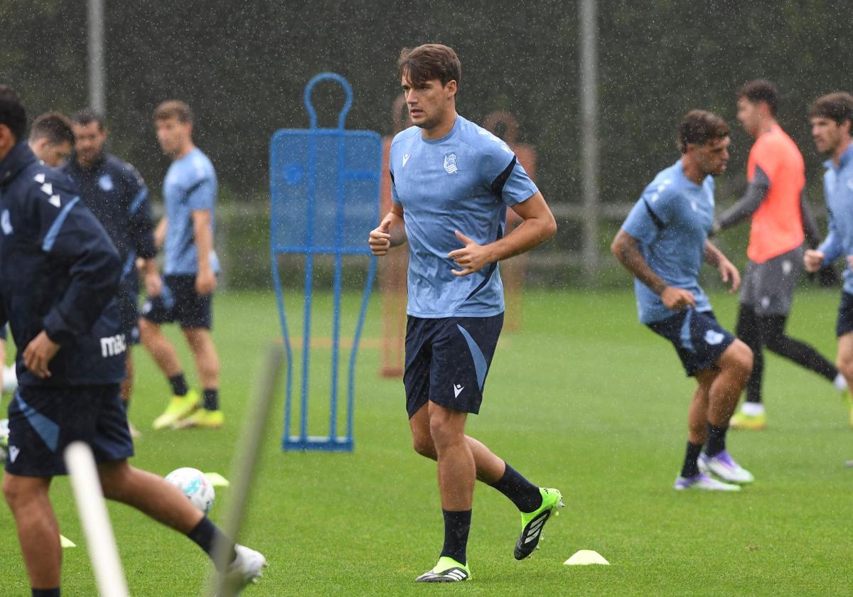 Urko González de Zárate durante el primer entrenamiento de la pretemporada.
