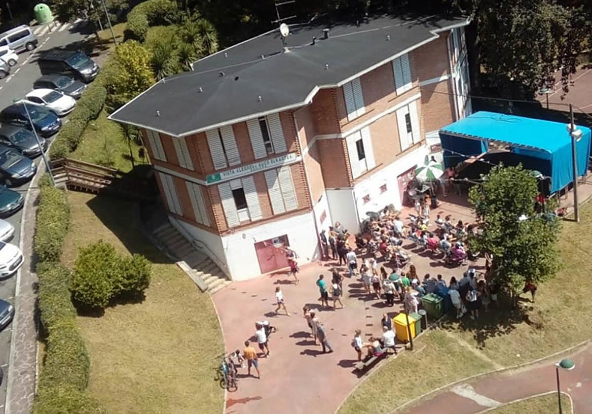 Las fiestas de Vista Alegre se prolongarán hasta el domingo, con un variado programa festivo.