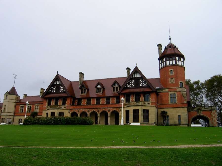 Miramar Jauregian burutuko da uda ikastaroa.