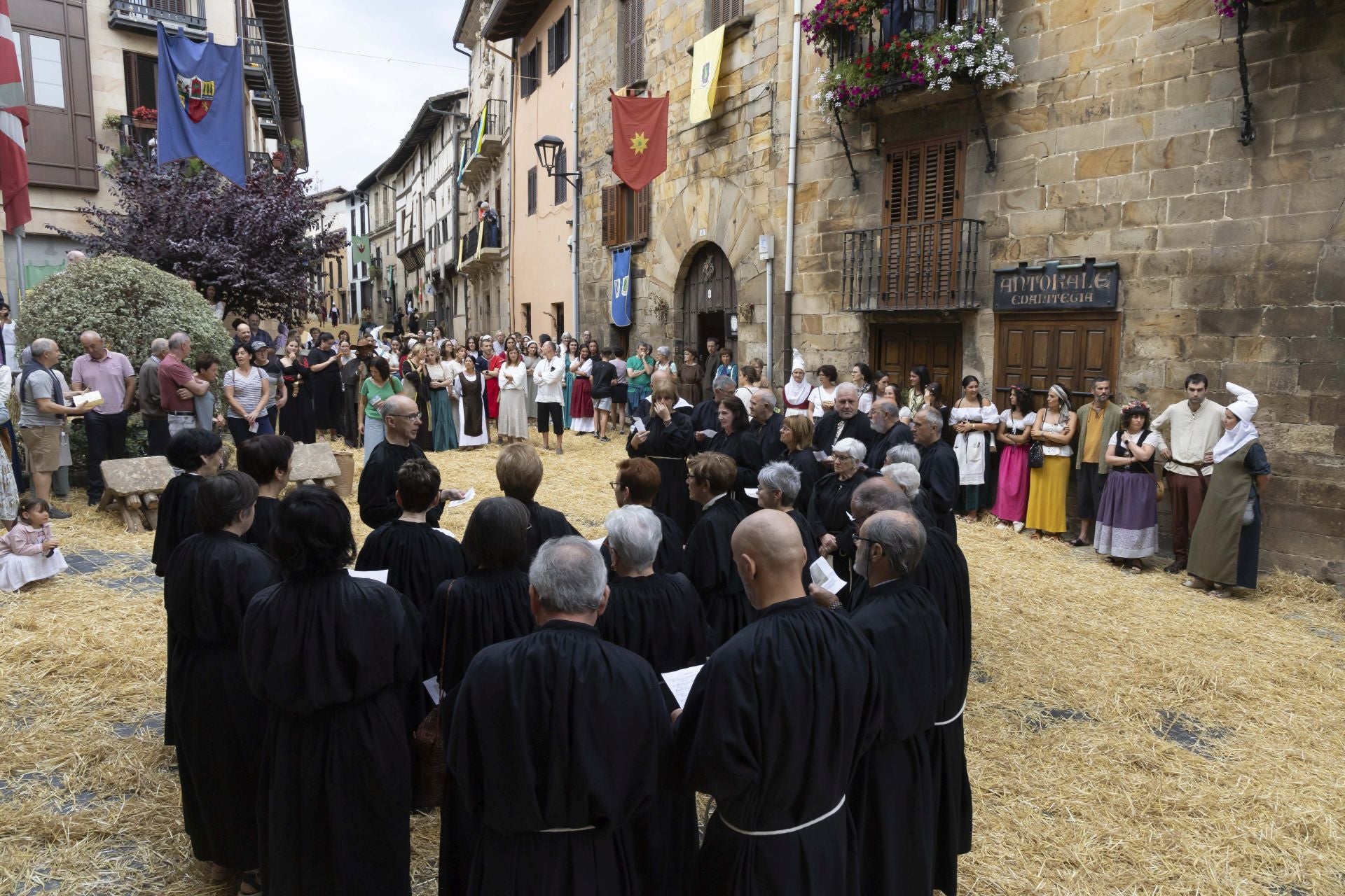 Segura recupera su feria medieval diez años después