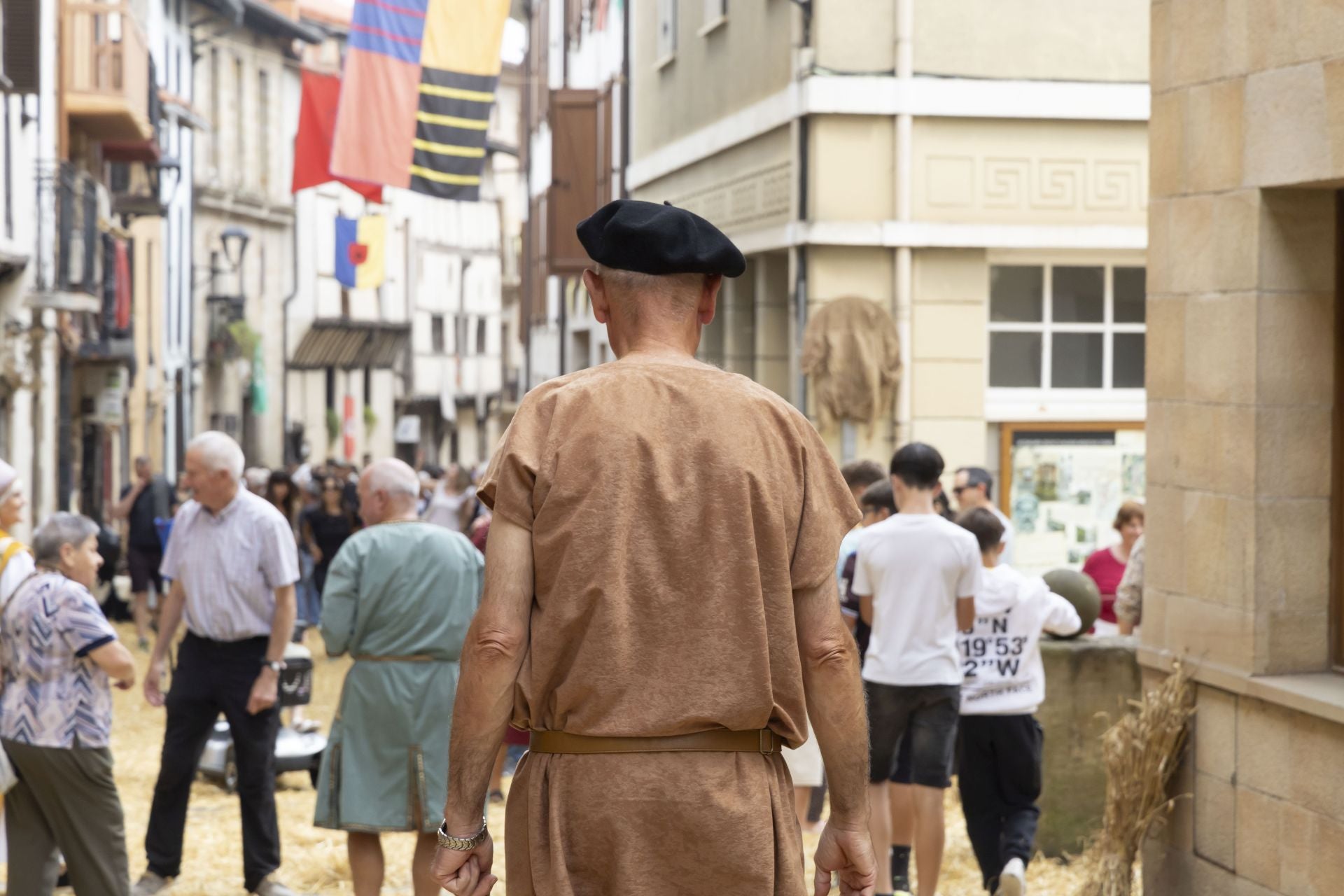 Segura recupera su feria medieval diez años después