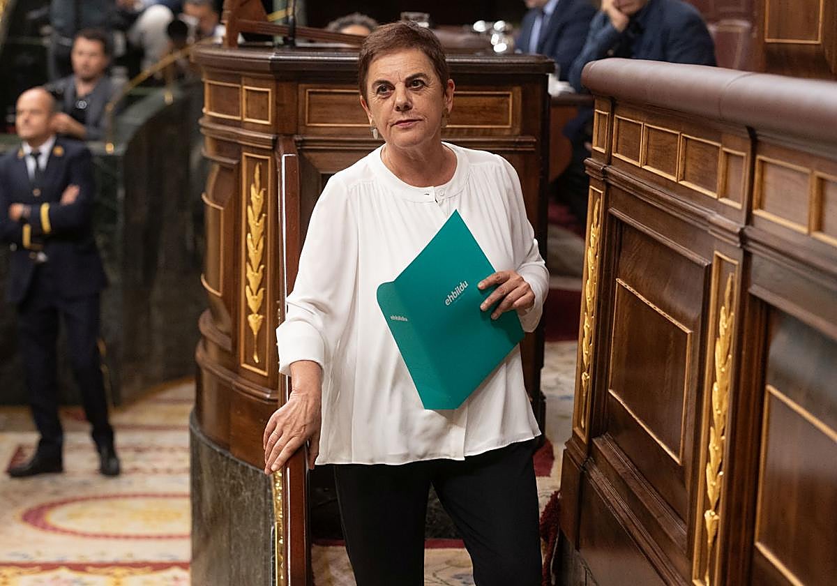 La portavoz de EH Bildu en el Congreso, Mertxe Aizpurua, durante el pleno de la pasada semana.