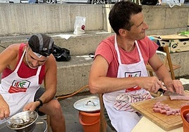 Bikoteka gogoz ekiten diote getariarrek lehiaketari.