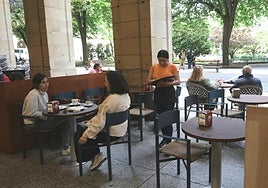 El sector servicios impulsó el crecimiento de la economía vasca durante el segundo trimestre de 2025.