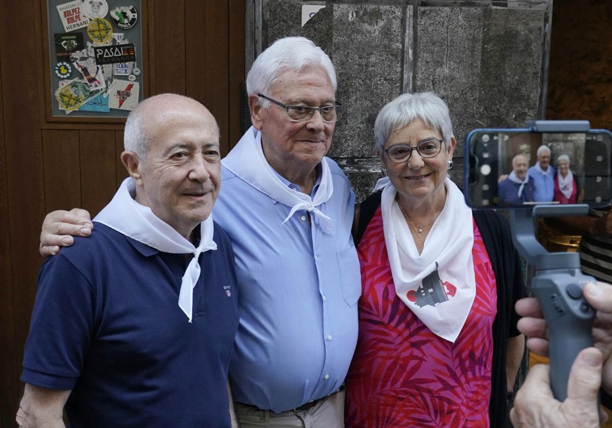Homenaje a tres vecinos de Hernani en las Fiestas del Carmen