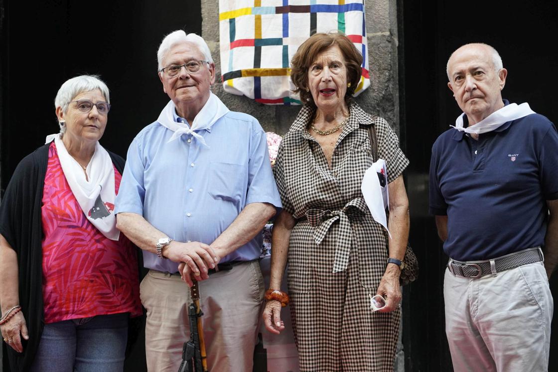 Homenaje a tres vecinos de Hernani en las Fiestas del Carmen