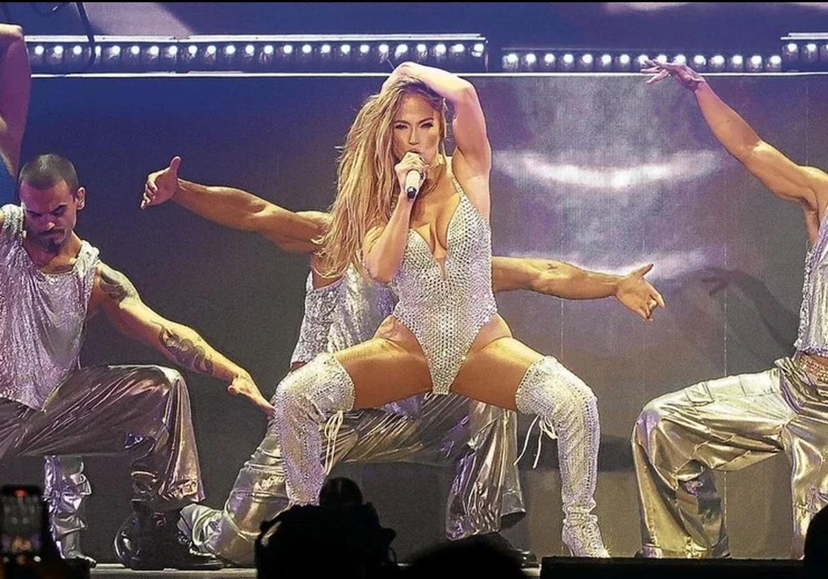 Jennifer Lopez pone el BEC a sus pies