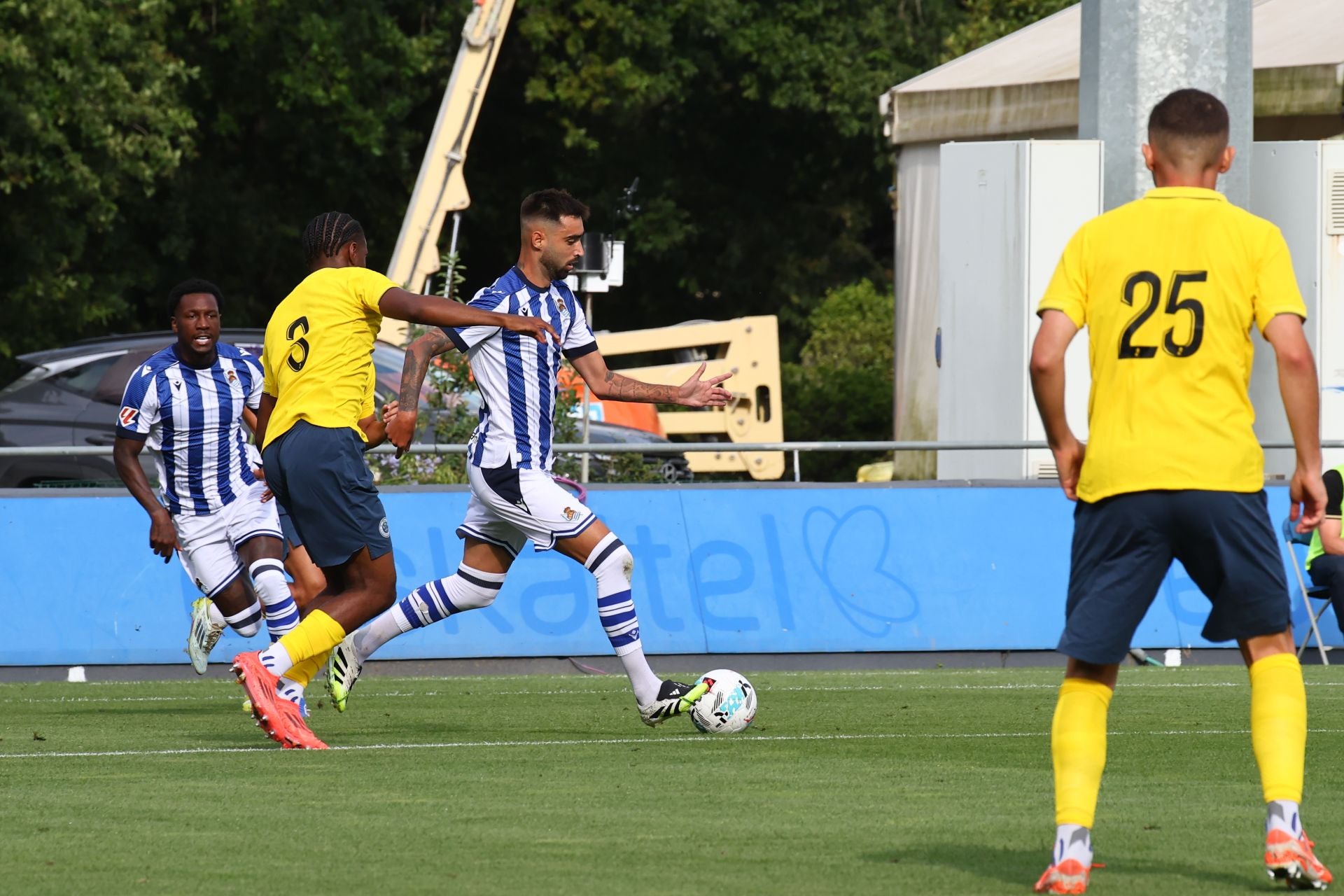 Victoria de la Real en el primer partido de pretemporada