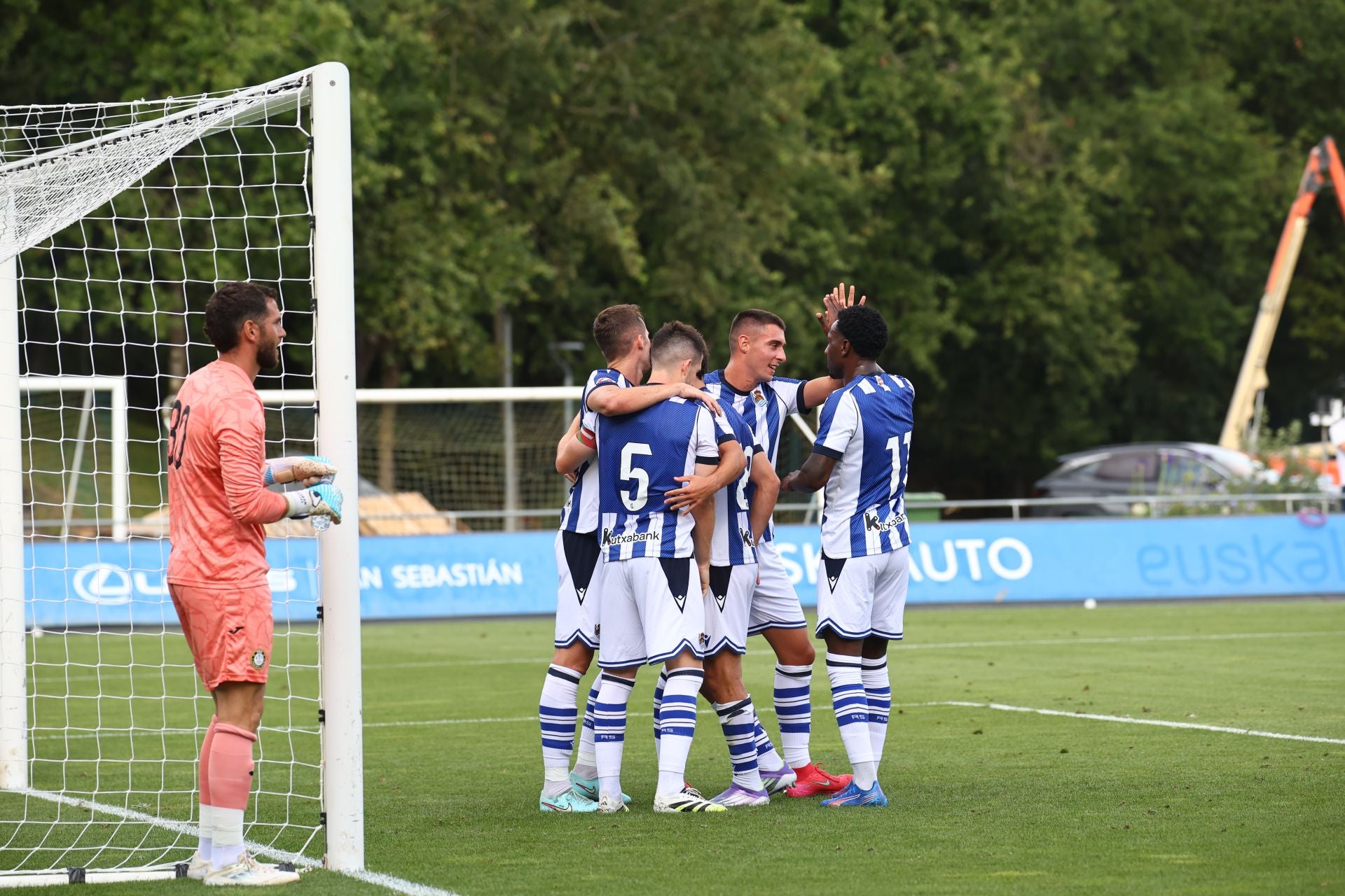 Victoria de la Real en el primer partido de pretemporada