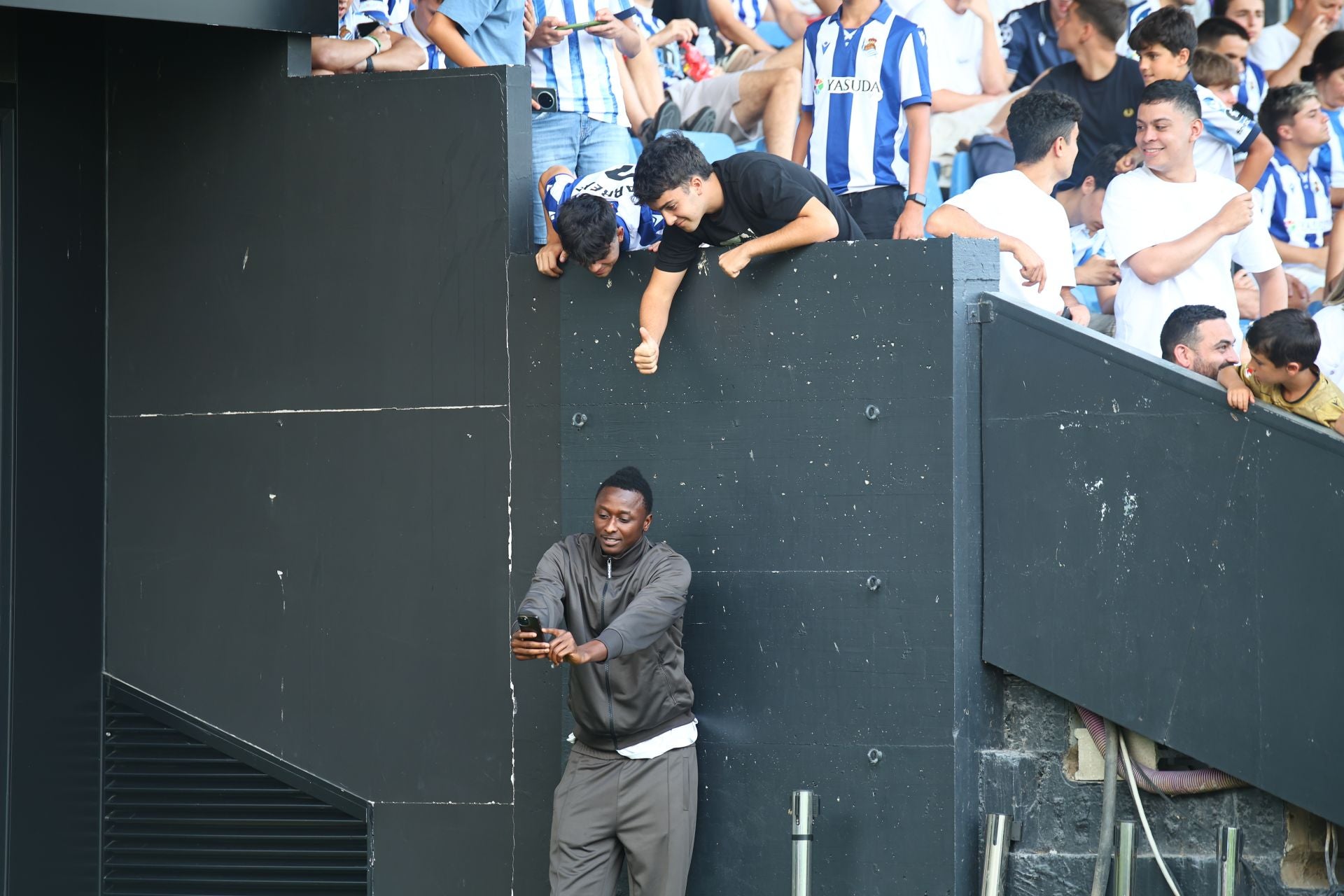 Victoria de la Real en el primer partido de pretemporada