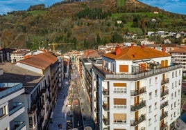 La localidad llega a la final con el proyecto 'Zumarraga, modelo comercial digital y sostenible'.