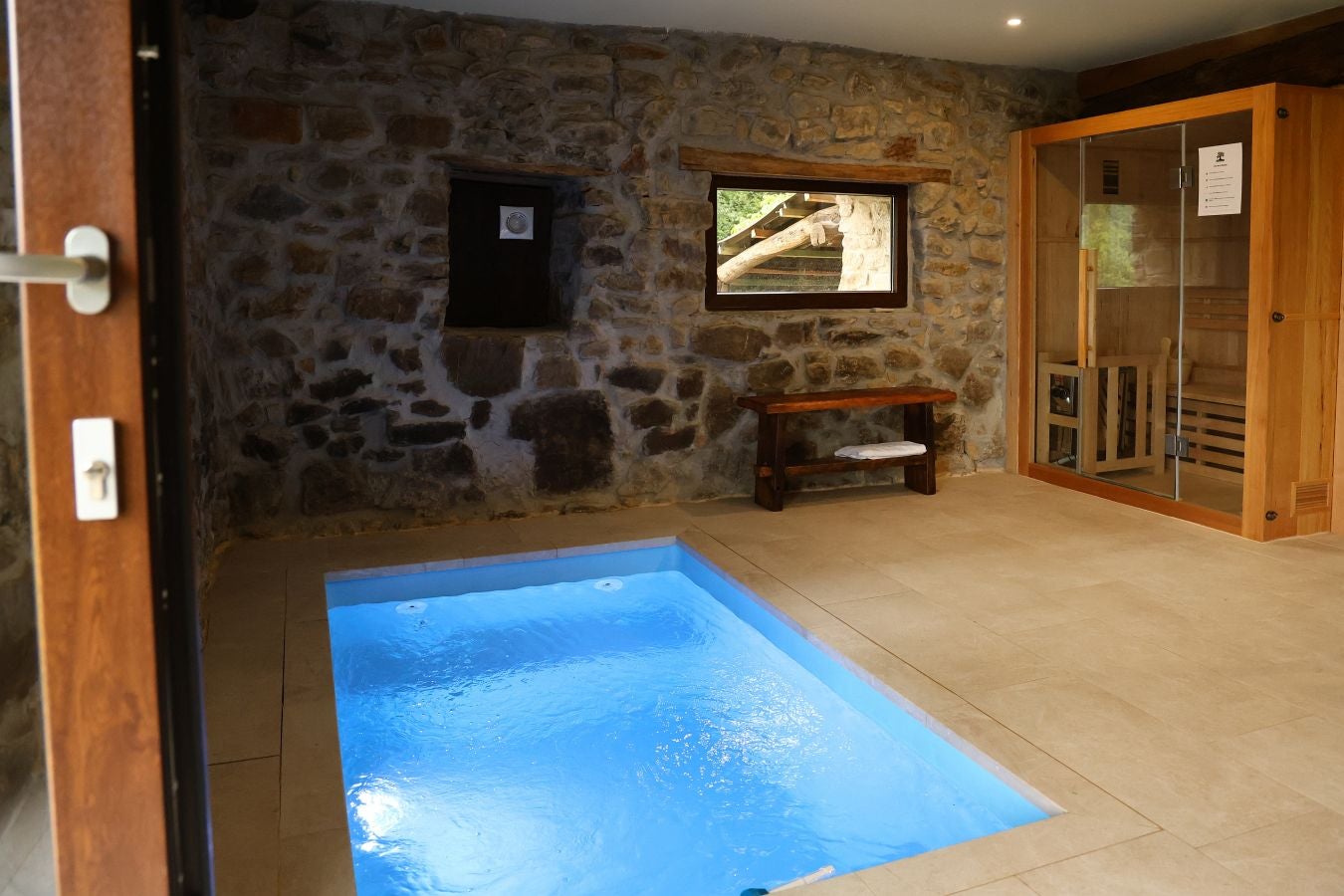«La casa era una ruina, pero la renovamos con nuestras propias manos»