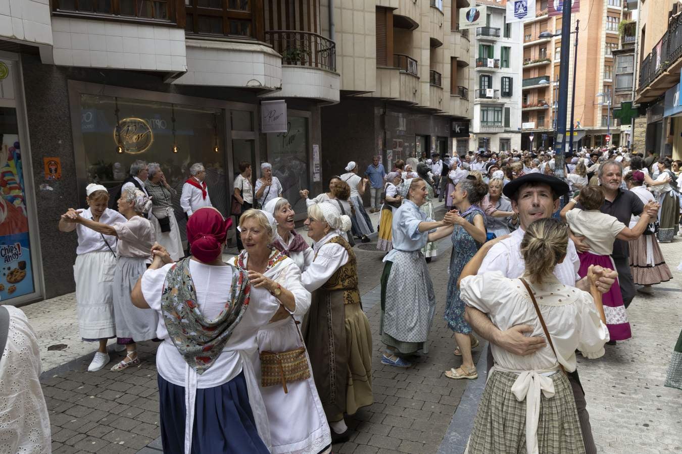 Errenteria calienta motores con Erromeria Eguna