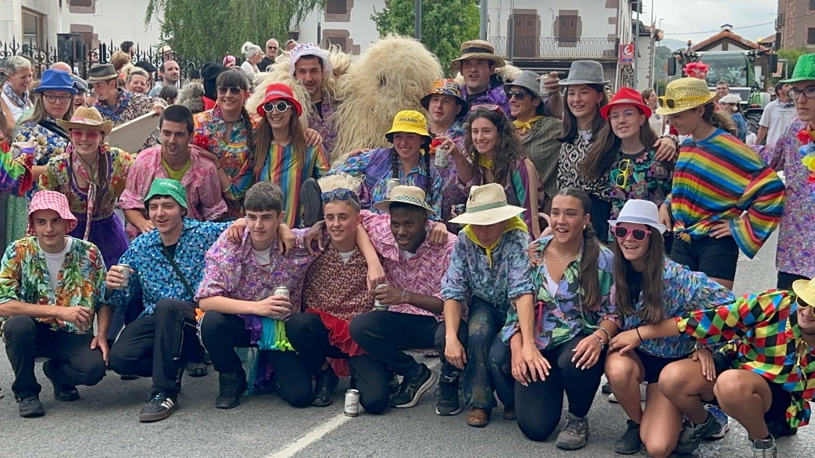 Alegría y tradición en Baztandarren Biltzarra