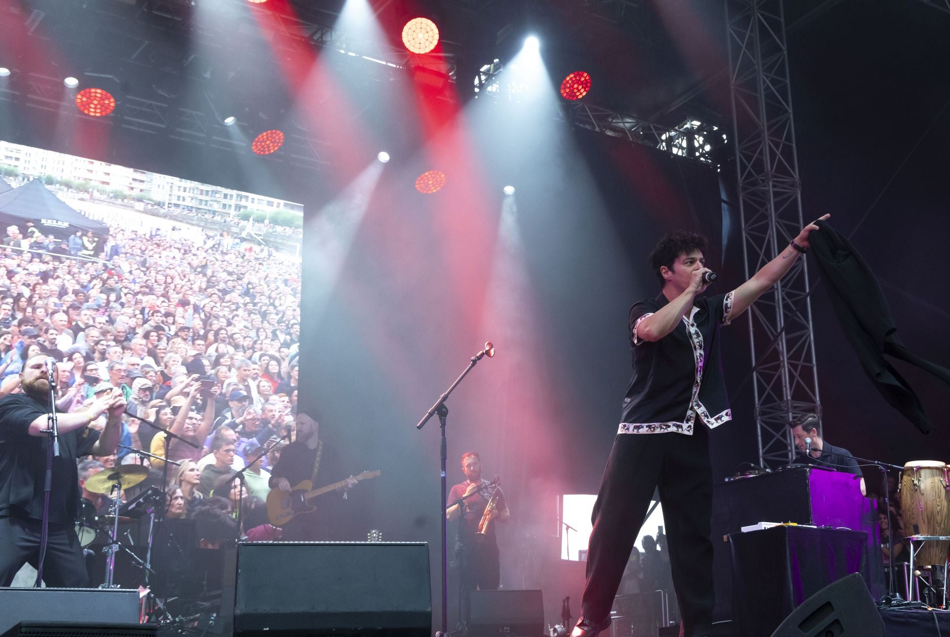 Jamie Cullum llena de música la Zurriola