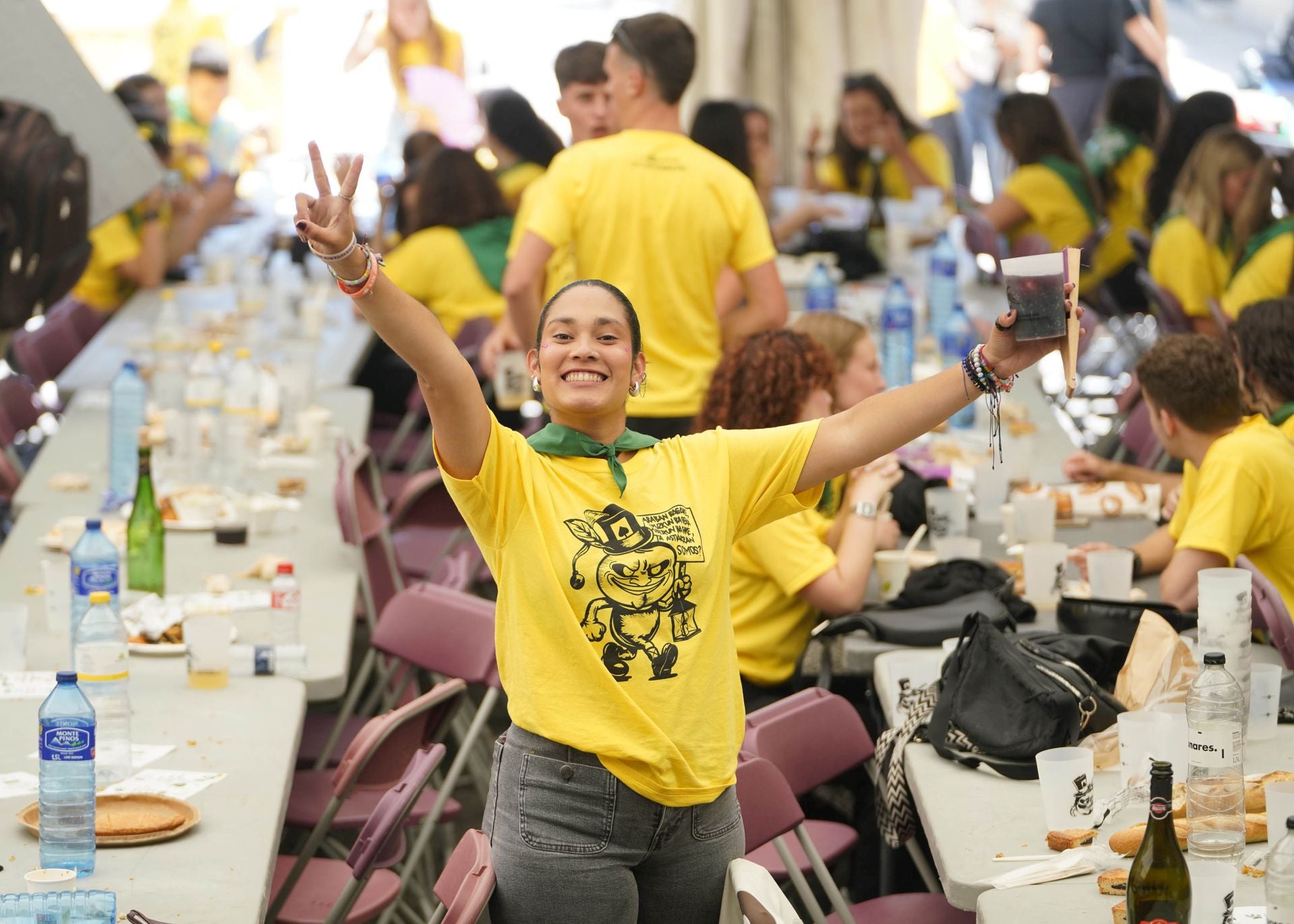 Comida joven y juegos recreativos en el segundo día de las Santio jaiak