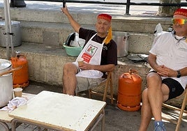 Marmitako lehiaketan umore ojna ezinbestekoa izaten da.