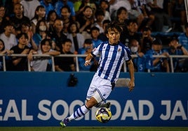 Take Kubo, en una jugada del encuentro.