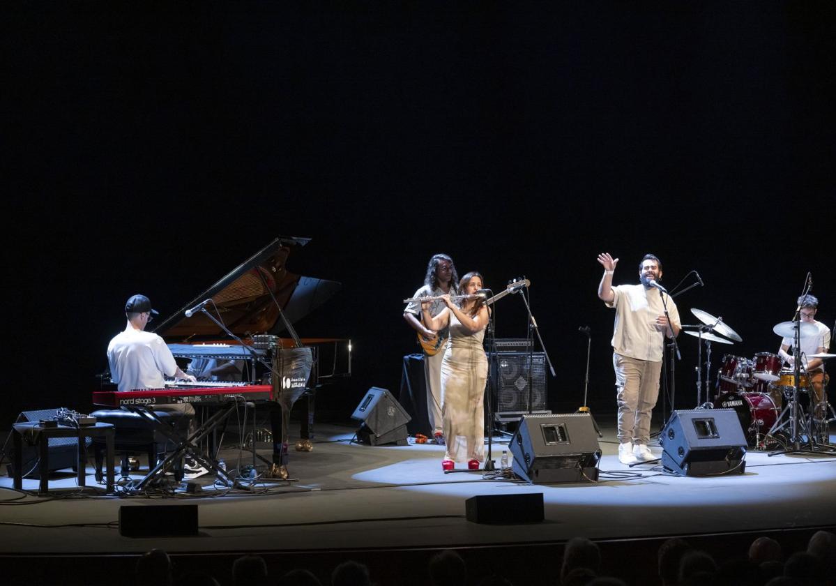 El grupo madrileño con la flautista Marta Mansilla al frente.