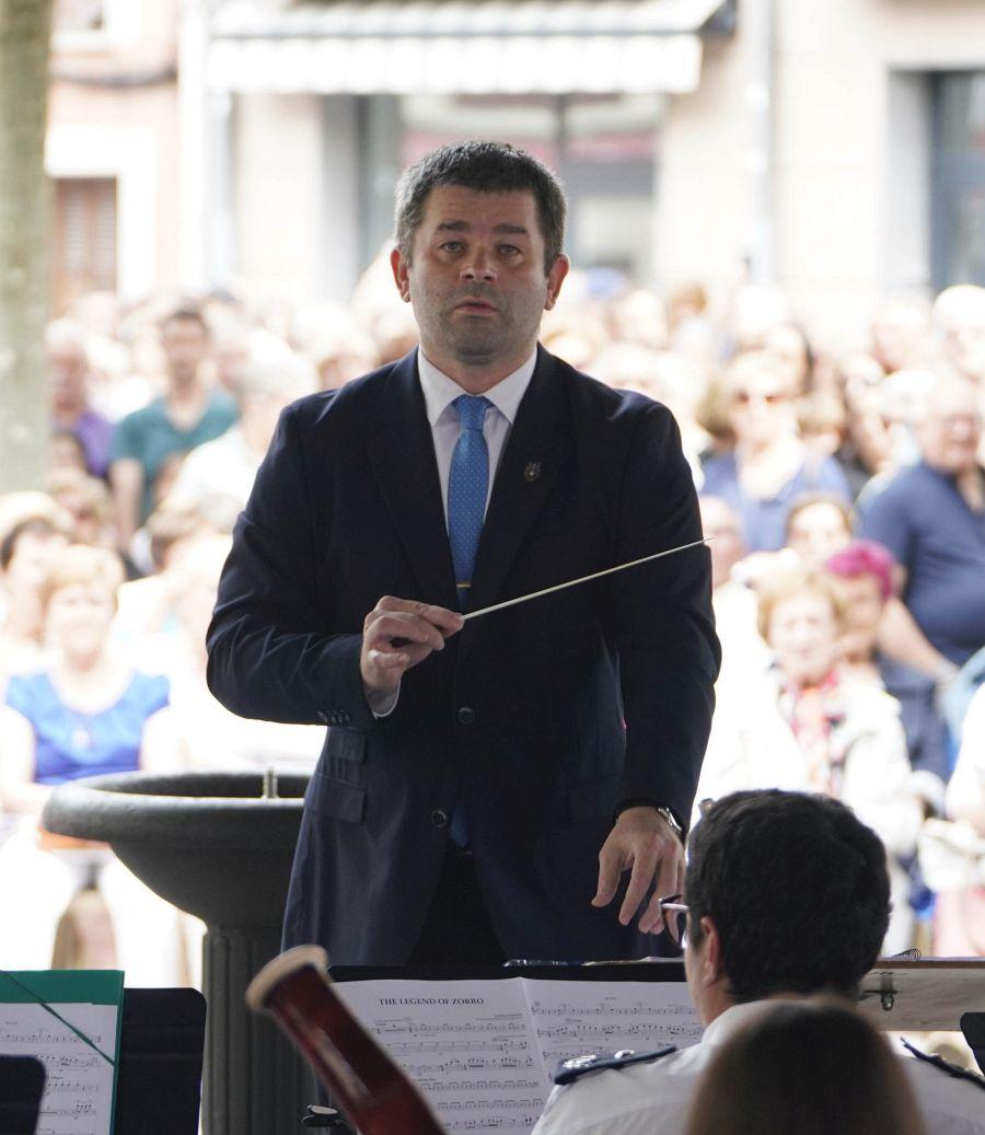 Así resonaron las polkas de Santiago en Irun