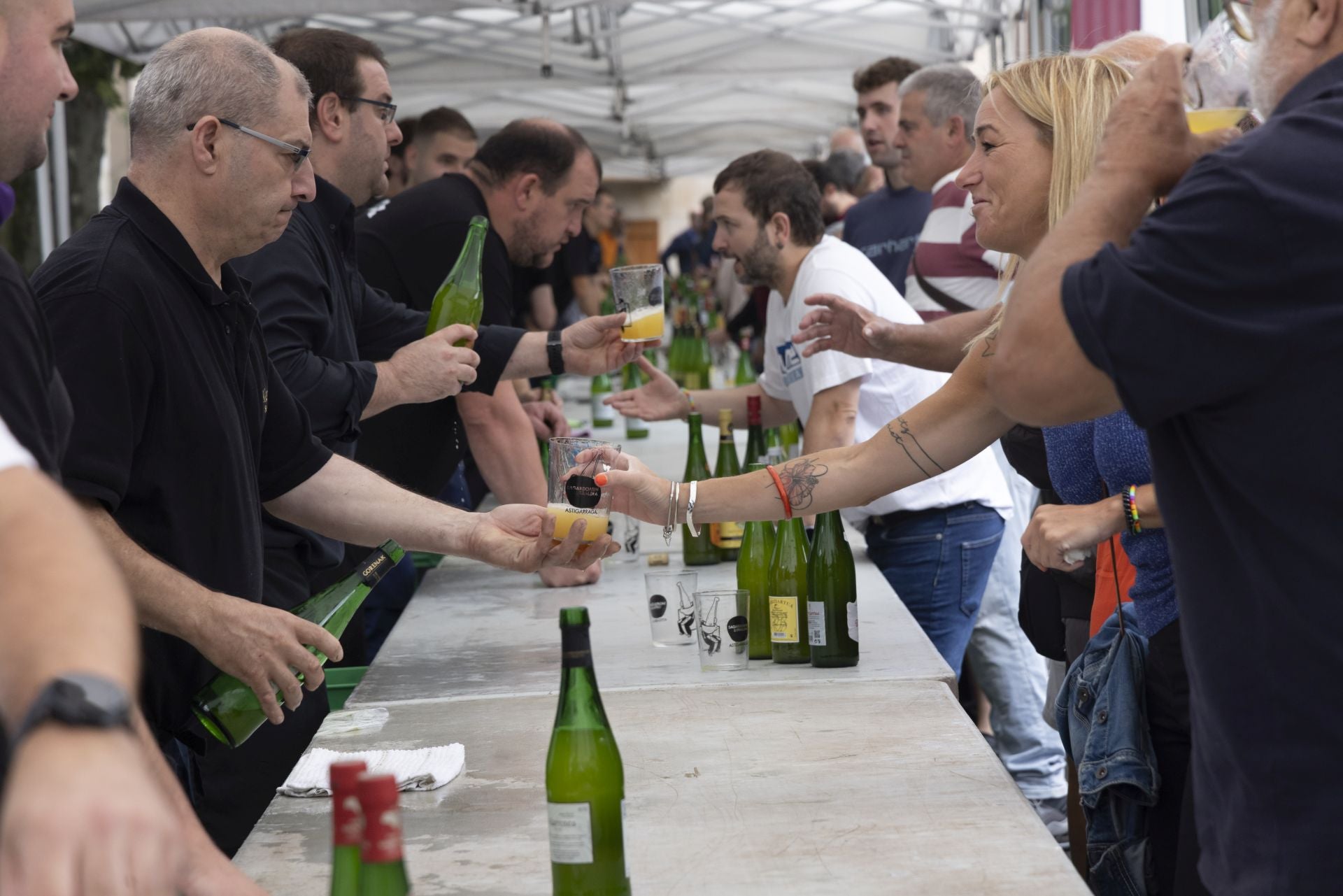 Ambiente festivo en Astigarraga por el día de Santa Ana