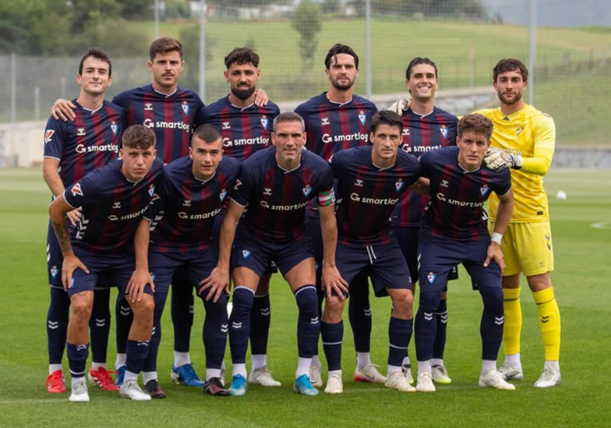 El Eibar empata sin goles en el primer partido disputado en Areitio