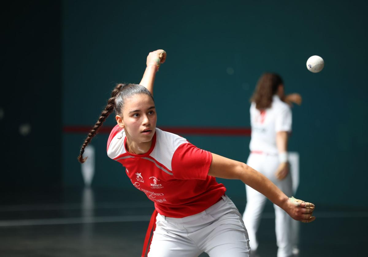 Laia Salsamendi ha dejado constancia de su clase en Villabona.