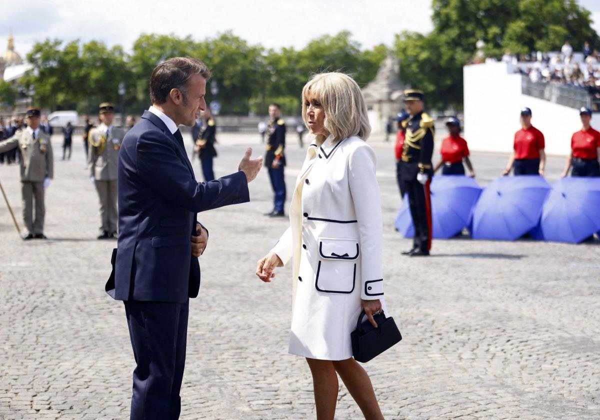 La demanda de Emmanuel y Brigitte Macron, nueva batalla de la guerra de Francia contra los bulos