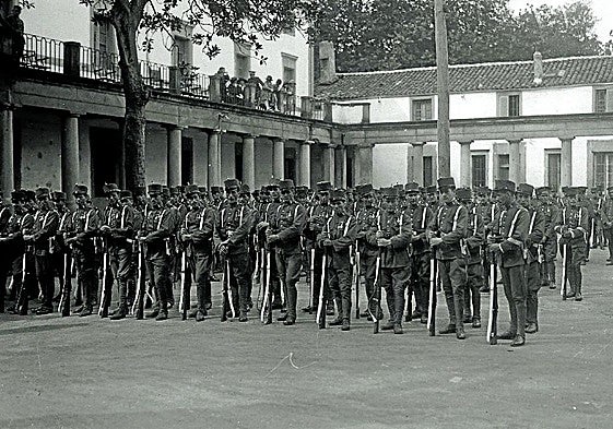 La estafadora implicó al Cuerpo de carabineros.