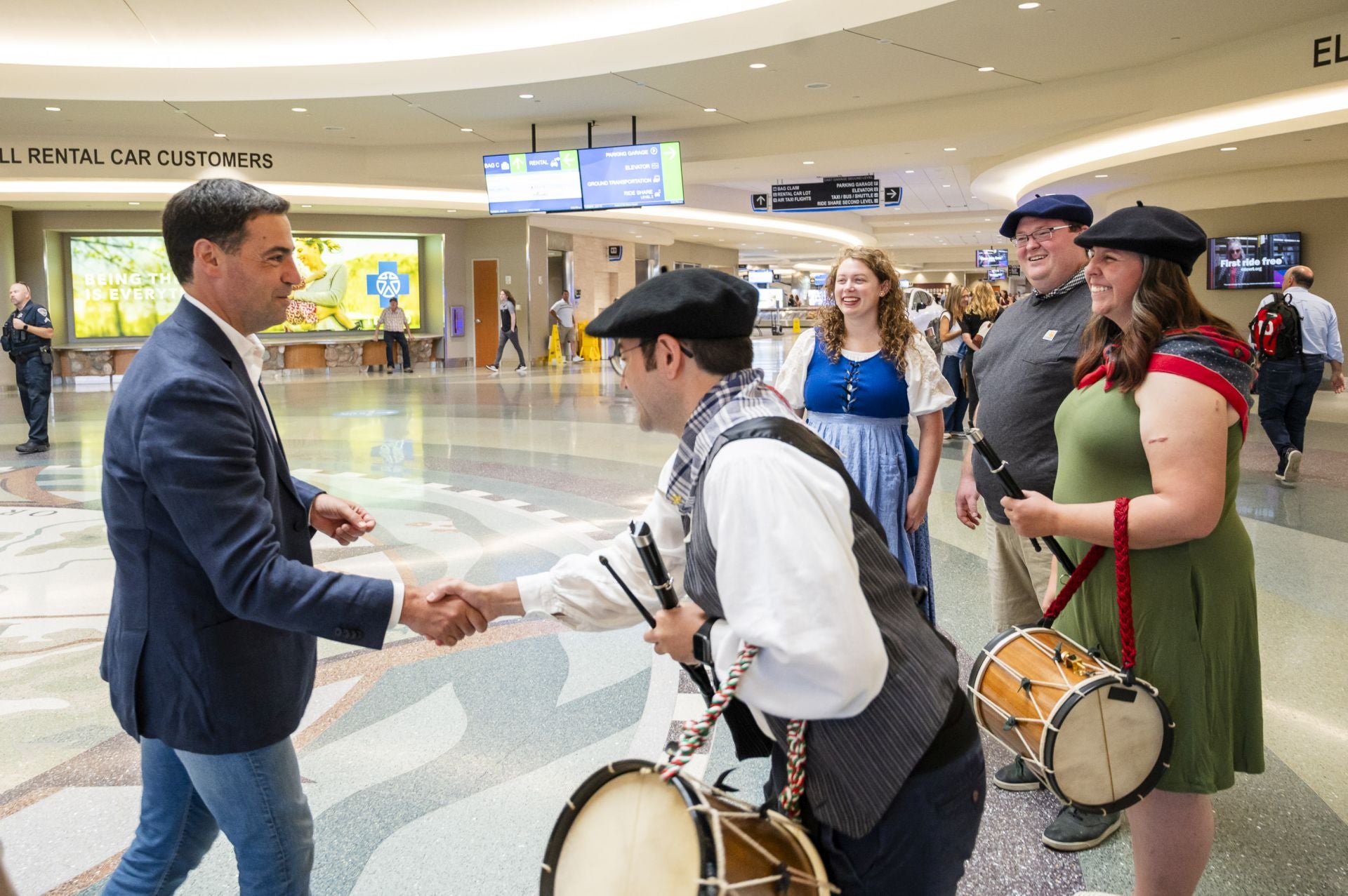El lehendakari Imanol Pradales inicia su visita oficial a Boise