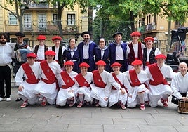 Formación de Kezka participante en los festivales de Barcelona.