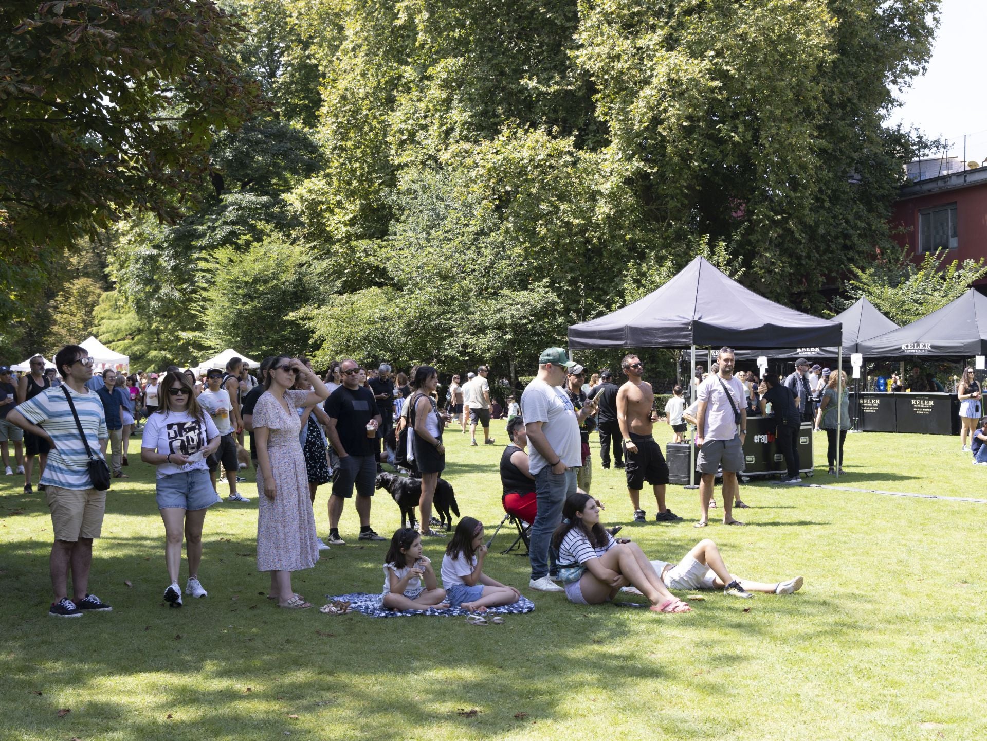 Música y ambientazo en Cristina Enea