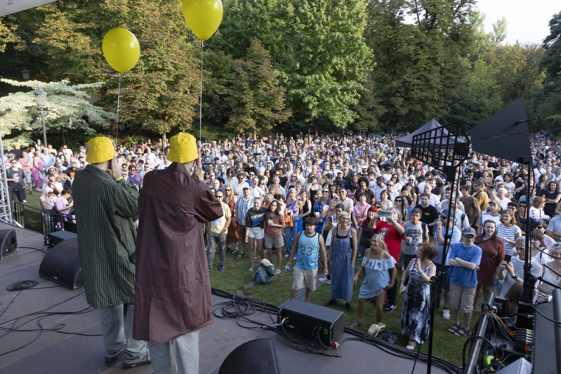 Música y ambientazo en Cristina Enea