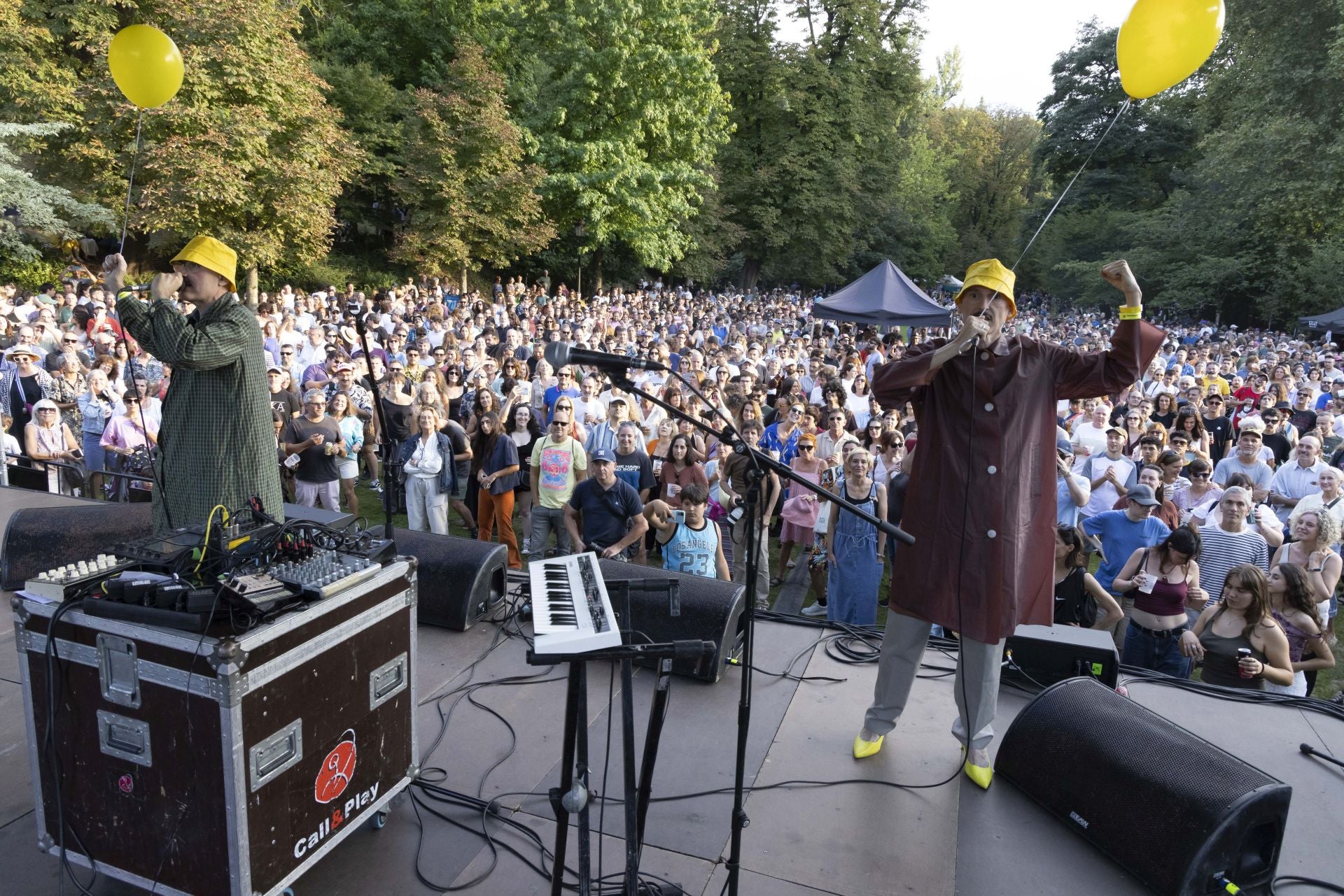 Música y ambientazo en Cristina Enea
