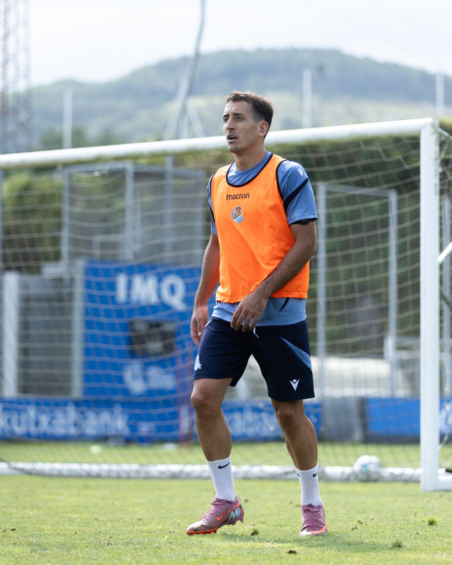 Primer entrenamiento de Caleta-Car y Guedes en Zubieta