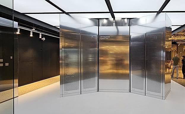 El ordenador cuántico System Two de IBM que se encuentra en Nueva York y que se instalará en Donostia en otoño.