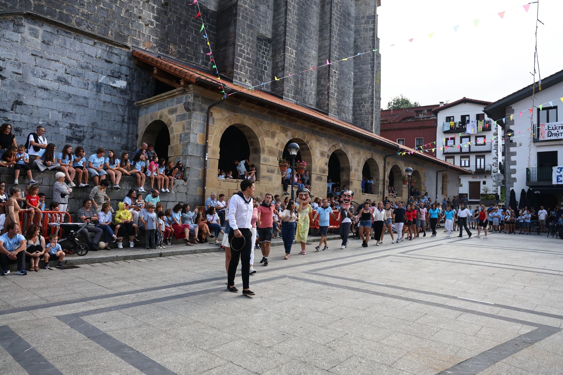 San Donato y San Lorenzo llegan a Aia