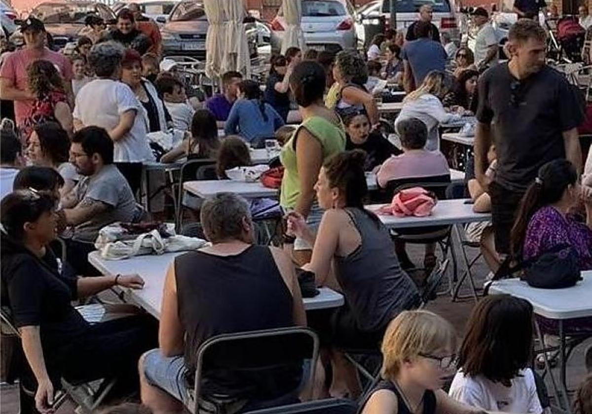 Aktibitate ugari, adin guztiei zuzendurik, antolatu dira egun hauetarako Azken Portu auzoan.