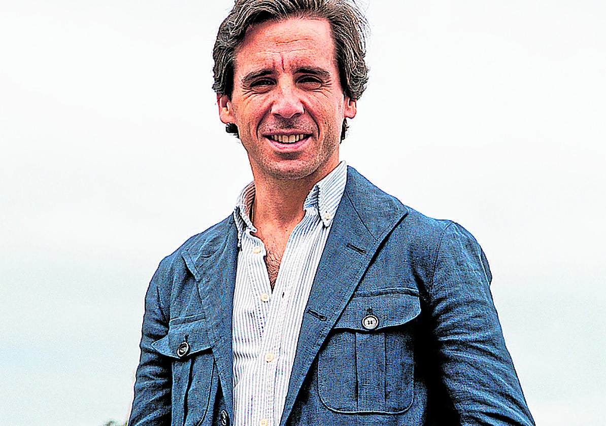 Tras su triunfo en Azpeitia con el sexto toro, el de Loreto Charro, por Donostia se paseó el torero sevillano.