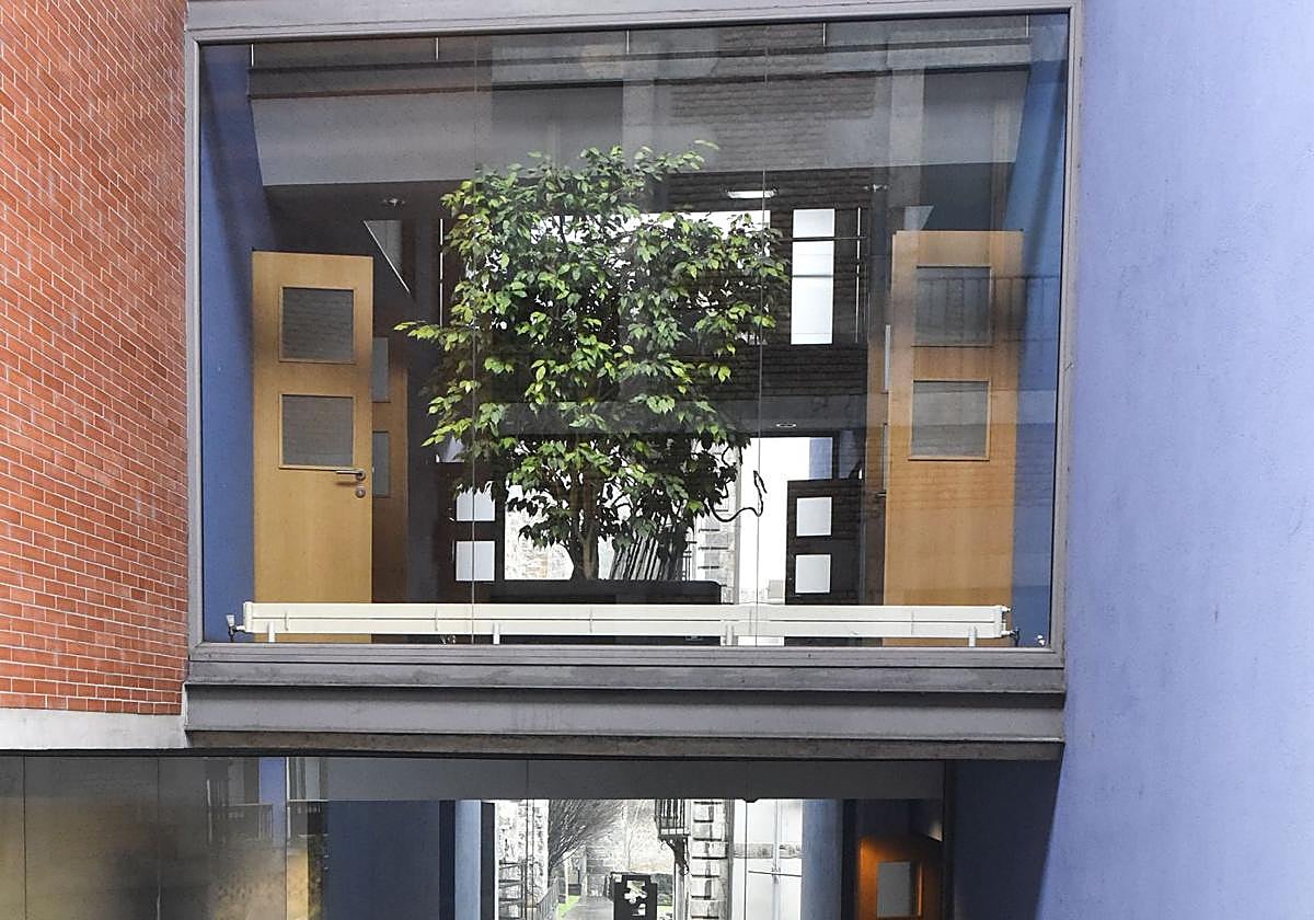 Parte del edificio de la casa consistorial, en Plaza Zaharra.