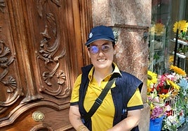 Larraitz Irañeta es repartidora de Correos en Donostia.