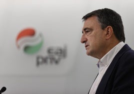 El presidente del PNV, Aitor Esteban.