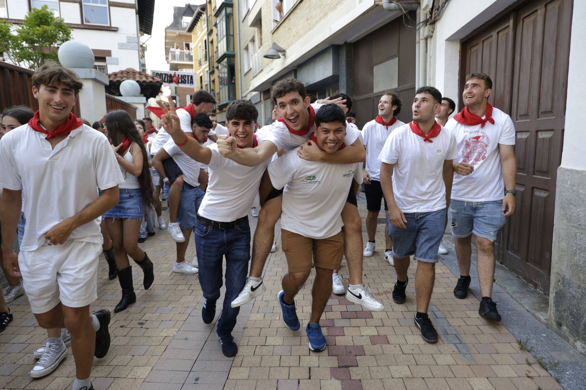 Pistoletazo inicial de los San Rokes