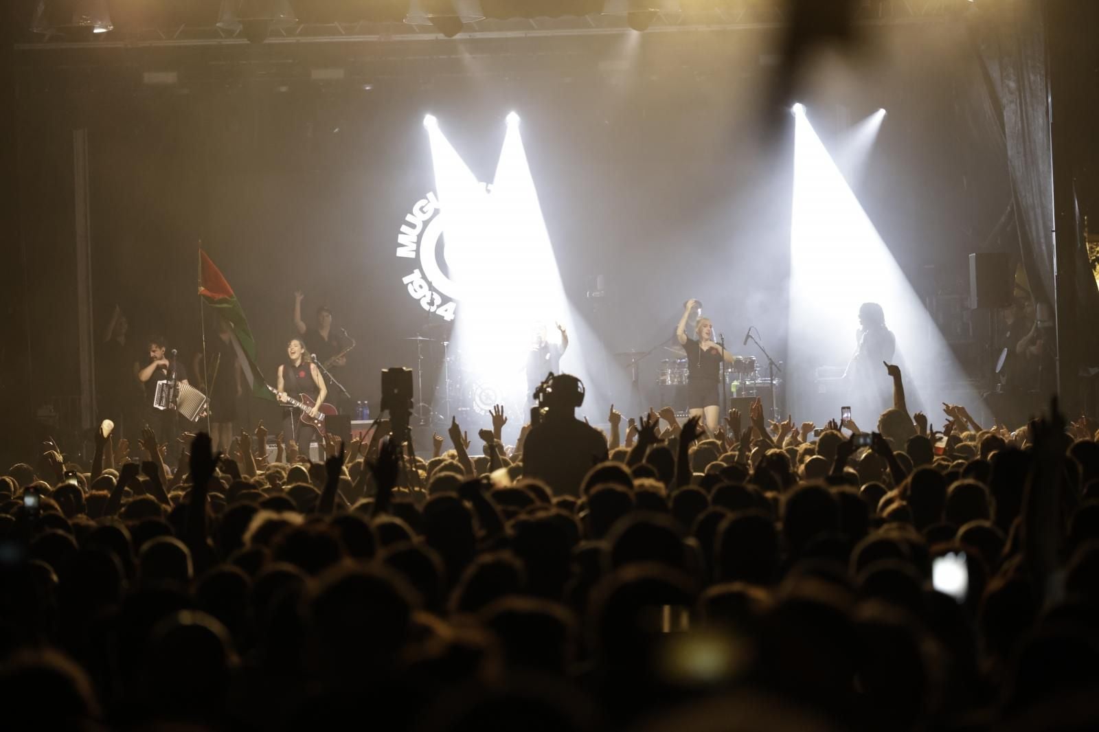 Fermin Muguruza entusiasma en Irun