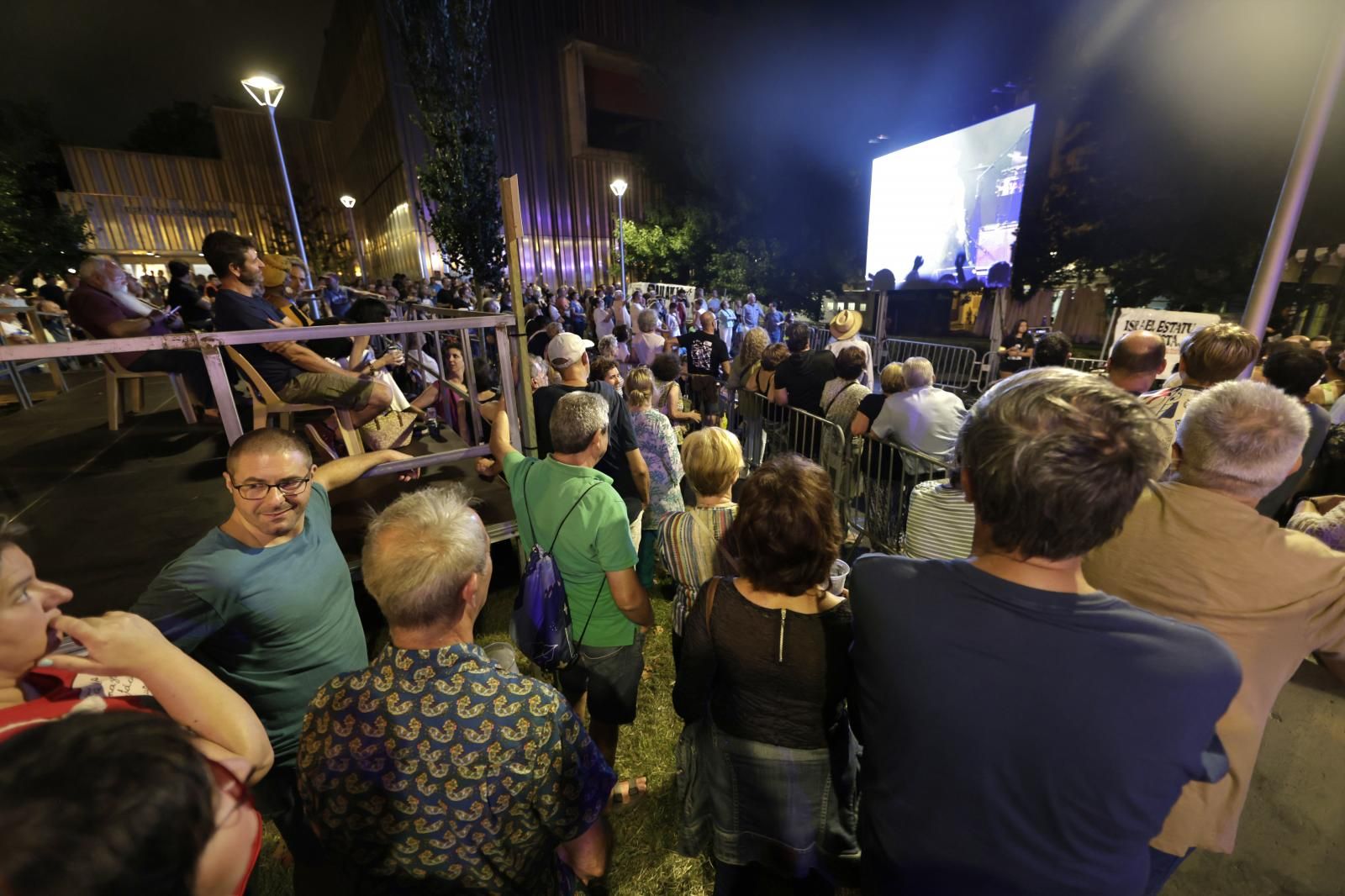 Fermin Muguruza entusiasma en Irun