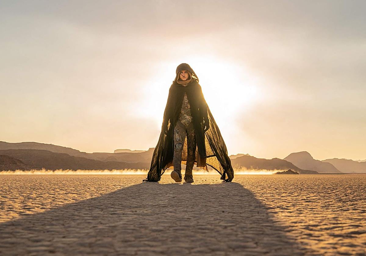 Paul Atreide (Timothée Chalamet) en el desértico planeta Arrakis, en la película 'Dune 2'.