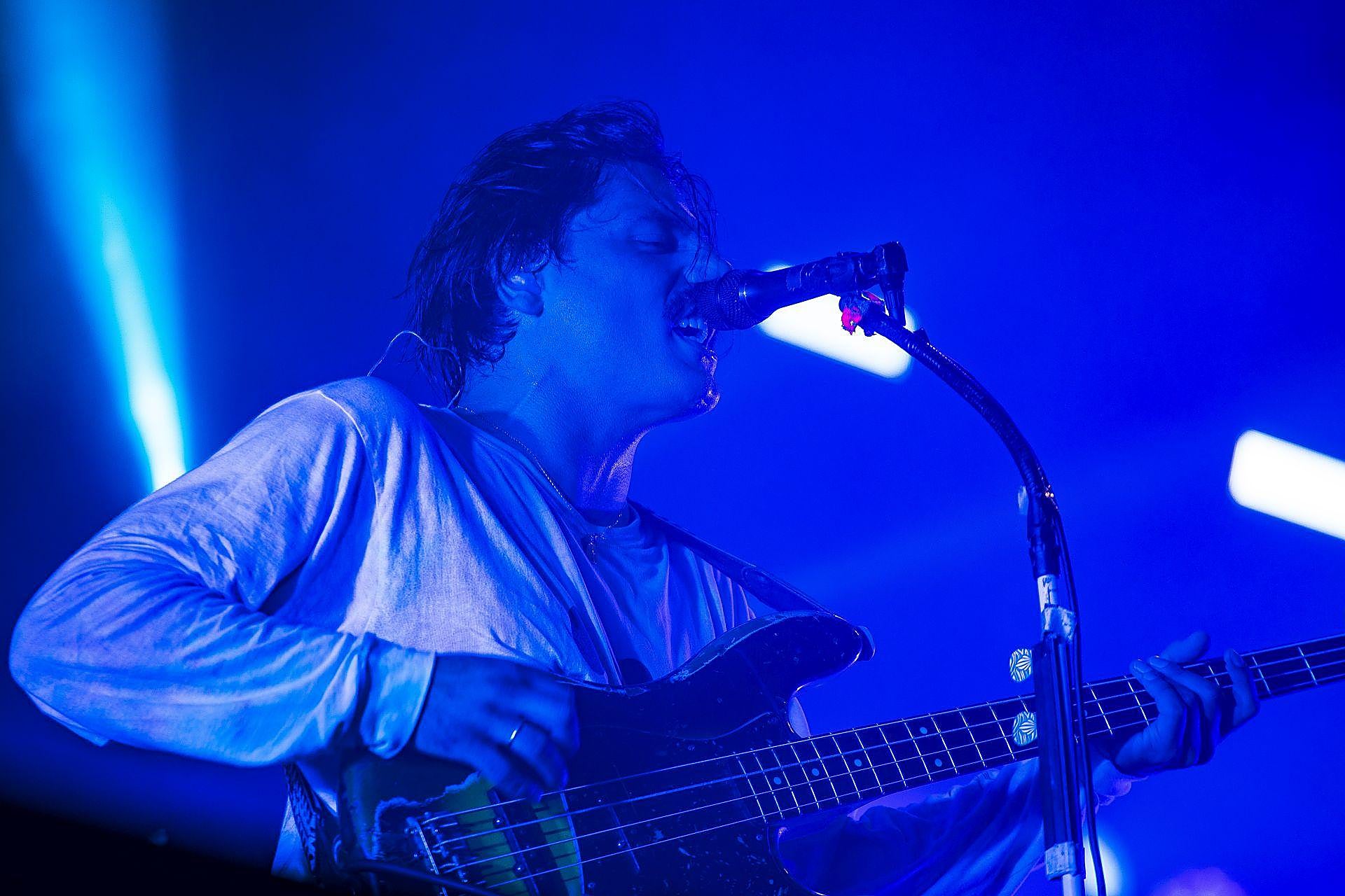 Sexy Zebras llenan de caos controlado Sagüés